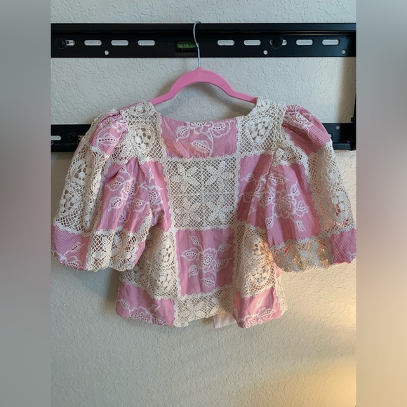 NWOT Pink Lace-Trimmed Women's Top - Picture 8 of 13